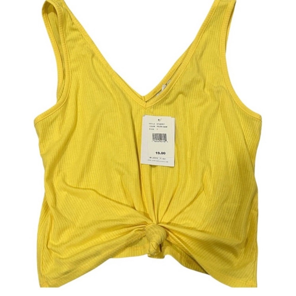 Love, Fire Ribbed Front Twist Crop Tank in Yellow Size Medium NWT - Picture 2 of 2